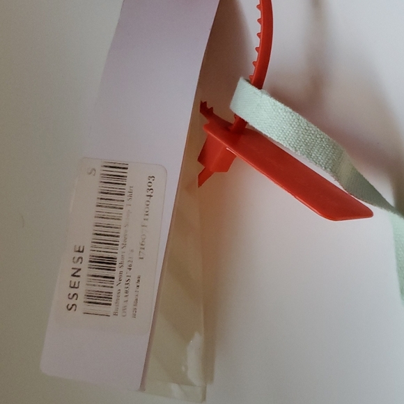 Off-White Top - Picture 5 of 5